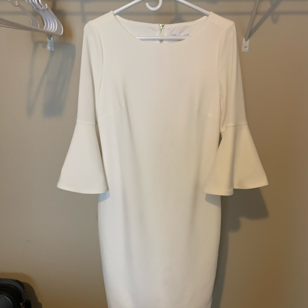 CALVIN KLEIN BELL SLEEVE SHEATH DRESS